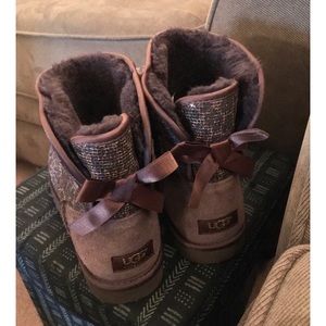 Australia 'Bailey Bow Glitter' Boot
UGG®